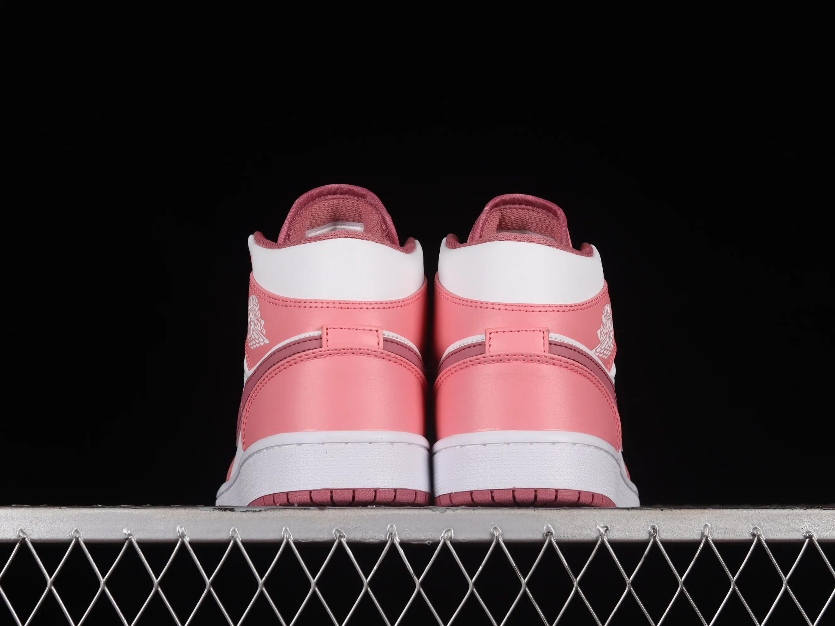 All categories Air Jordan Jordan series basketball shoes Air Jordan 1 Mid Air Jordan 1 Mid "Desert Berry" AJ1 Joe 1 pink and white mid-top cultural basketball shoes DQ8423-616